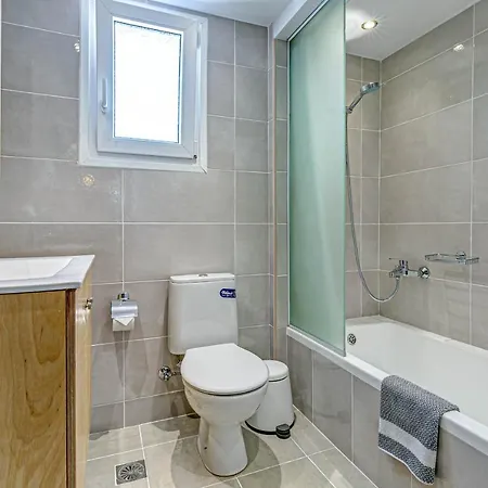 Palapart Gikas House