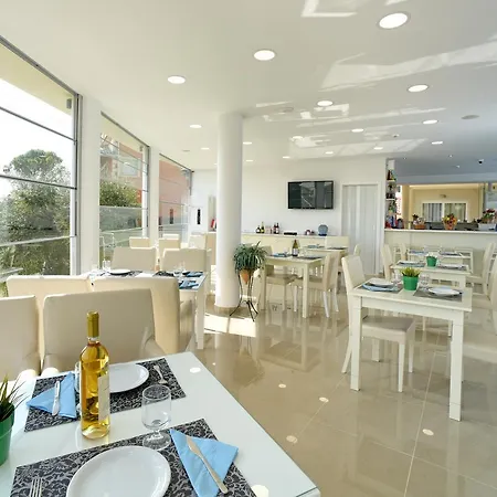 דירה Palapart Gikas House *